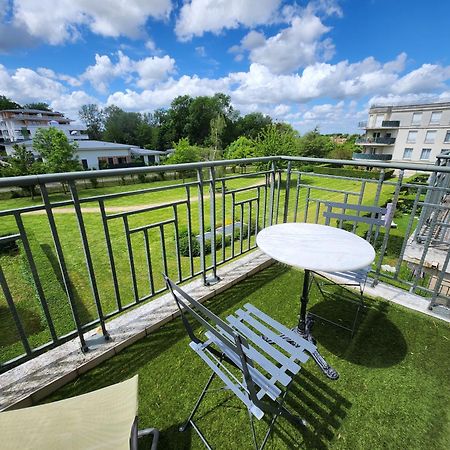 מונטבראן Appartement, Balcon, Parking, 5' Disneyland מראה חיצוני תמונה