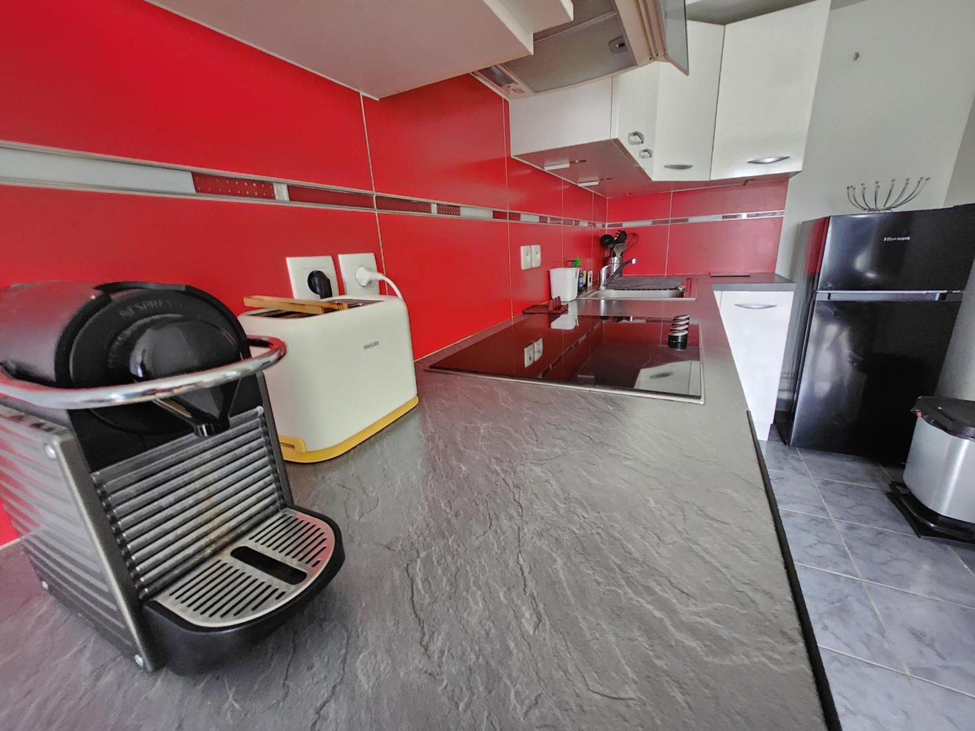 מונטבראן Appartement, Balcon, Parking, 5' Disneyland מראה חיצוני תמונה